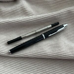 Parker NEW Black Pen with Silver Trim and Refill